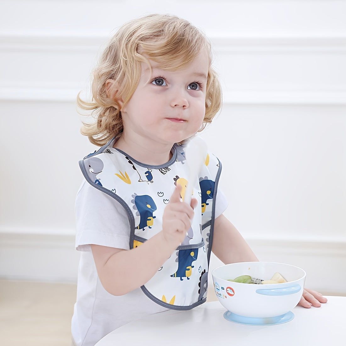 Babador impermeável para bebês e crianças pequenas, com bolso coletor de migalhas, ajuste com botões de pressão, lavável, para meninos e meninas (1 unidade).
