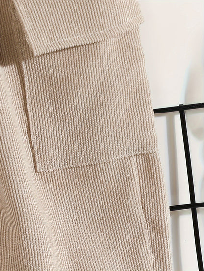 Conjunto infantil de 2 peças: blusa de manga comprida com gola alta e calça comprida. Roupa casual para crianças.