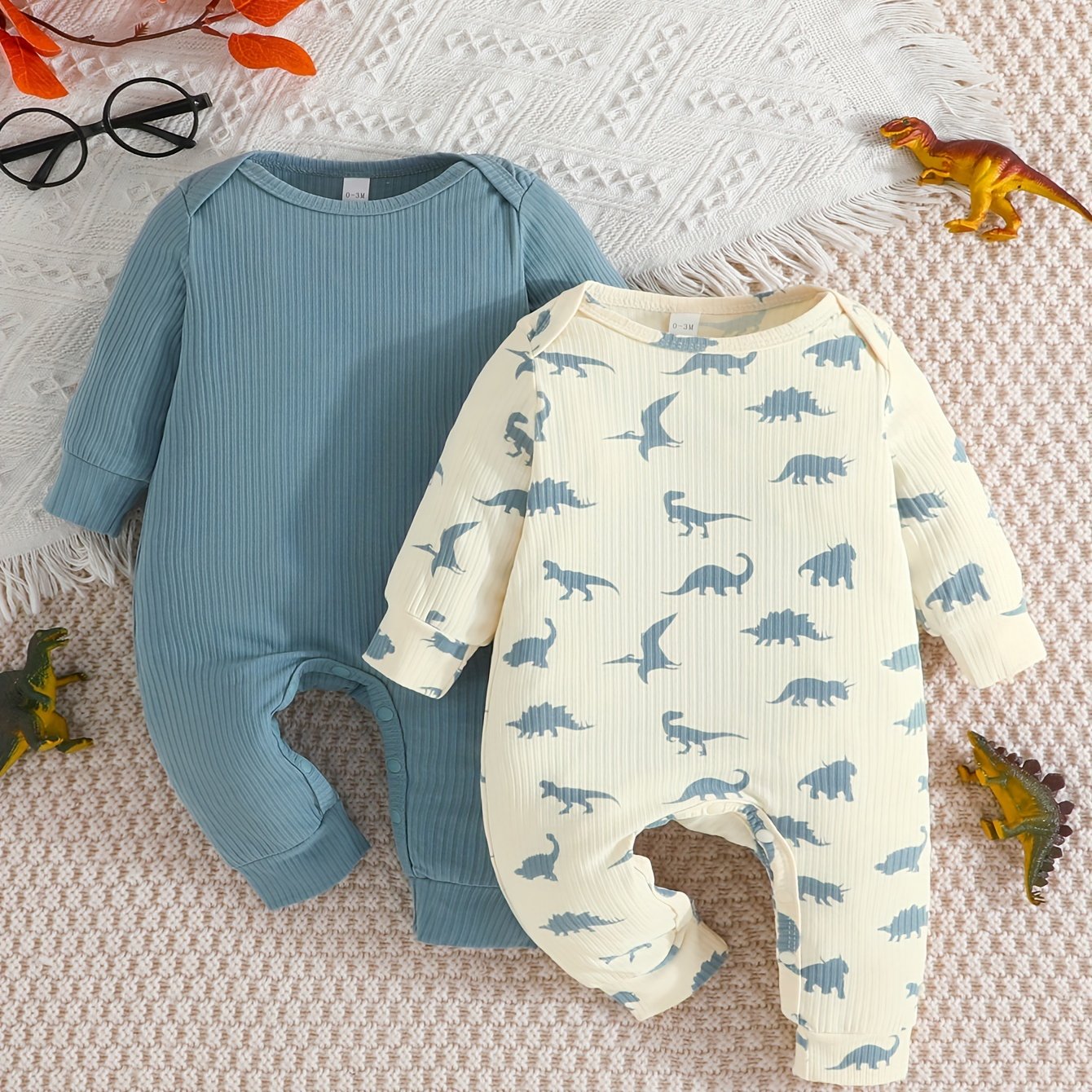 Conjunto de 2 peças de macacão curto casual para bebês meninos, cor sólida + estampa de dinossauro, ideal para primavera e outono.