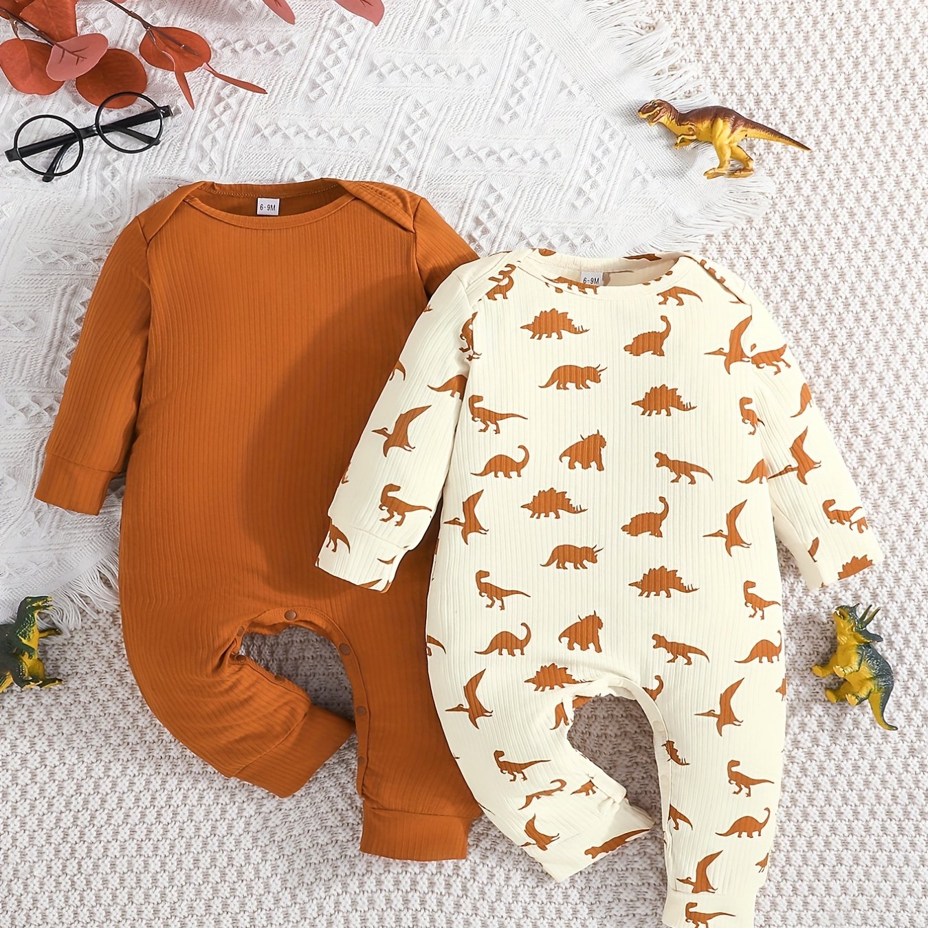 Conjunto de 2 peças de macacão curto casual para bebês meninos, cor sólida + estampa de dinossauro, ideal para primavera e outono.