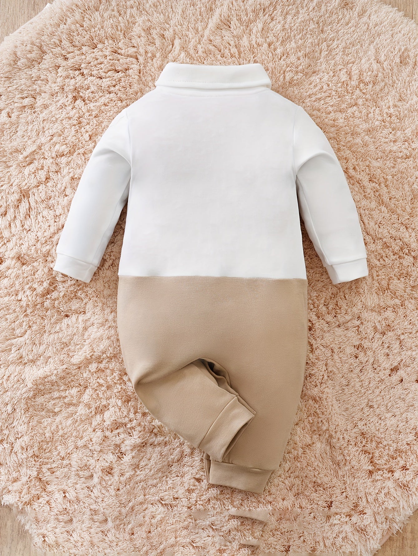 Body infantil de algodão com gravata borboleta, estilo cavalheiro, confortável e de manga comprida, ideal para bebês meninos usarem dentro e fora de casa.