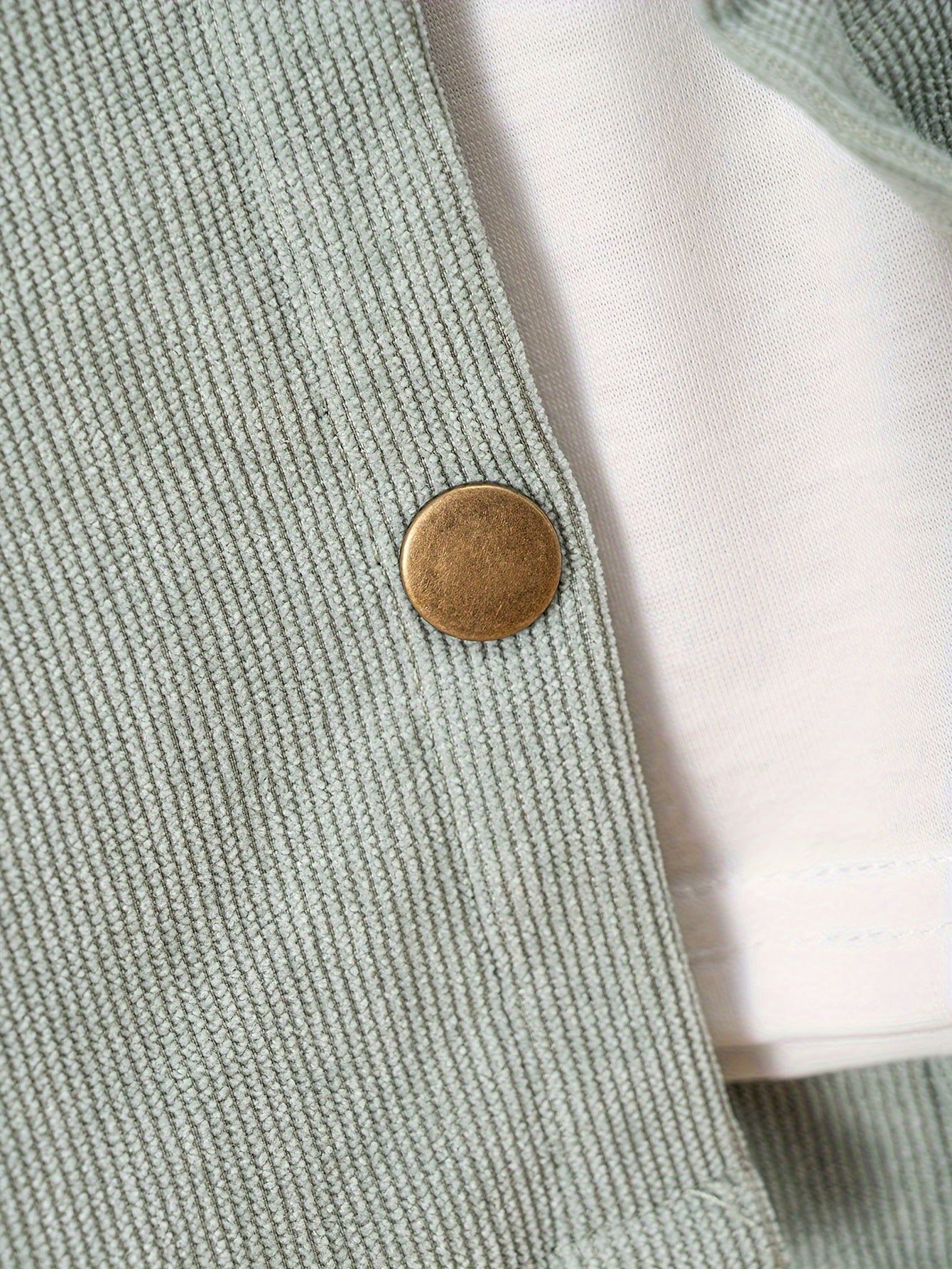 Conjunto infantil de 2 peças: blusa de manga comprida com gola alta e calça comprida. Roupa casual para crianças.