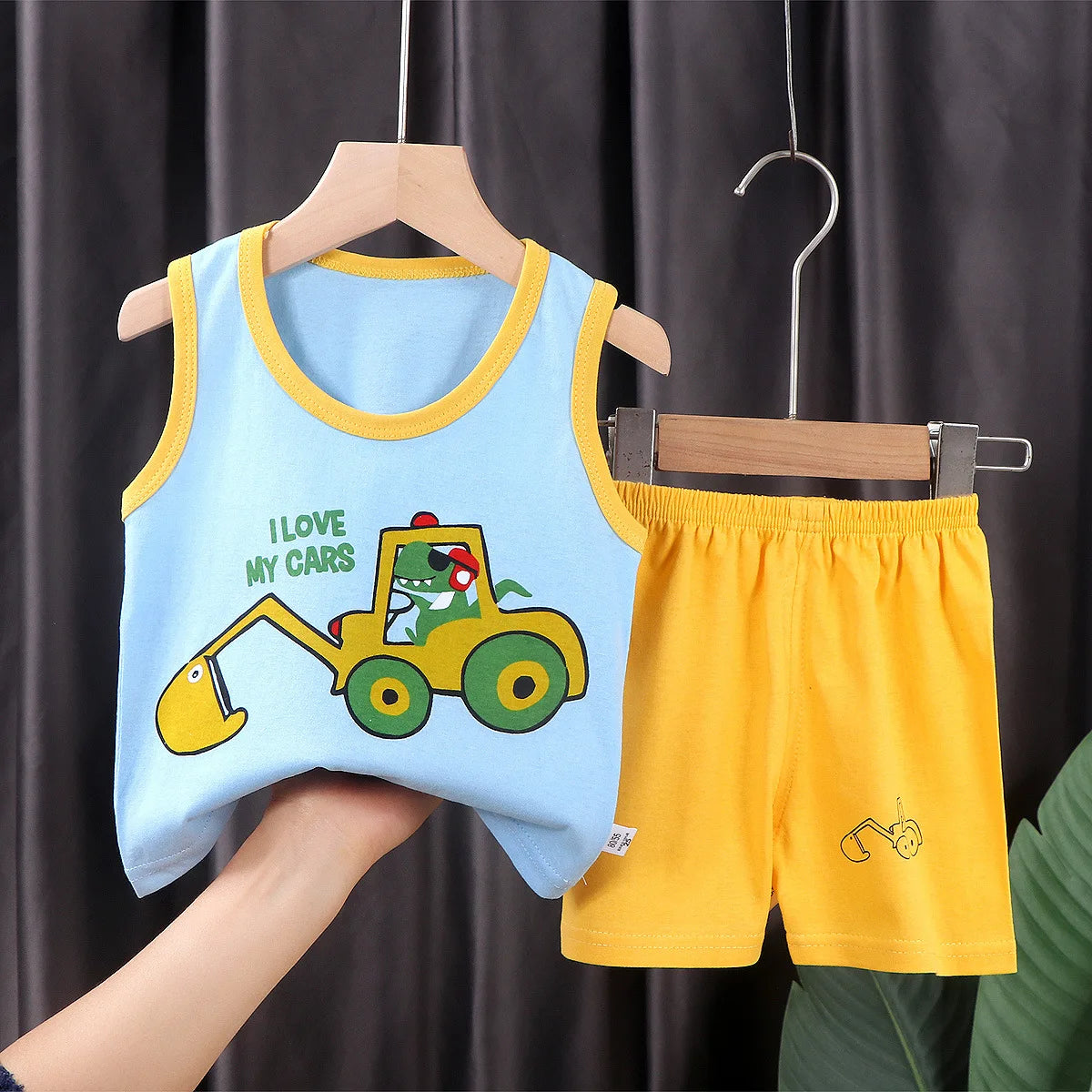 Conjunto de 2 peças de roupa infantil: camiseta regata e shorts de algodão para o verão, ideal para meninos e meninas. Roupa infantil sem mangas para bebês.
