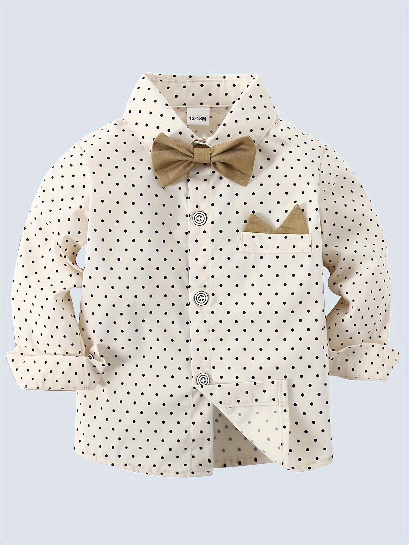 Conjunto de roupa infantil masculina estilo classico, composto por camisa de manga comprida com lapela e gravata borboleta e calça com babador. Ideal para festas de aniversário, eventos noturnos, apresentações, casamentos e banquetes de Ano Novo