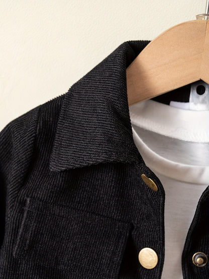 Conjunto infantil de 2 peças: blusa de manga comprida com gola alta e calça comprida. Roupa casual para crianças.